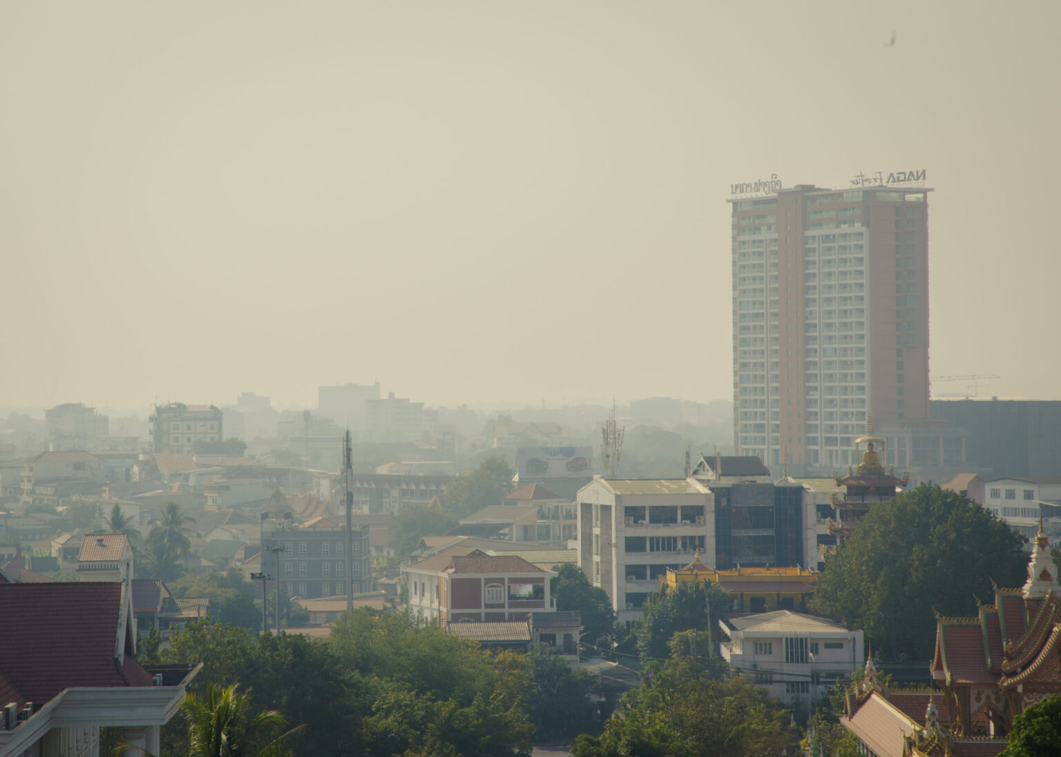 Figure 1: A view of Vientiane Capital and it's rising air pollution levels in the morning. Image Courtesy: UNICEF Laos PDR Country Office, ©UNICEF Laos/2024/KPhiennachit